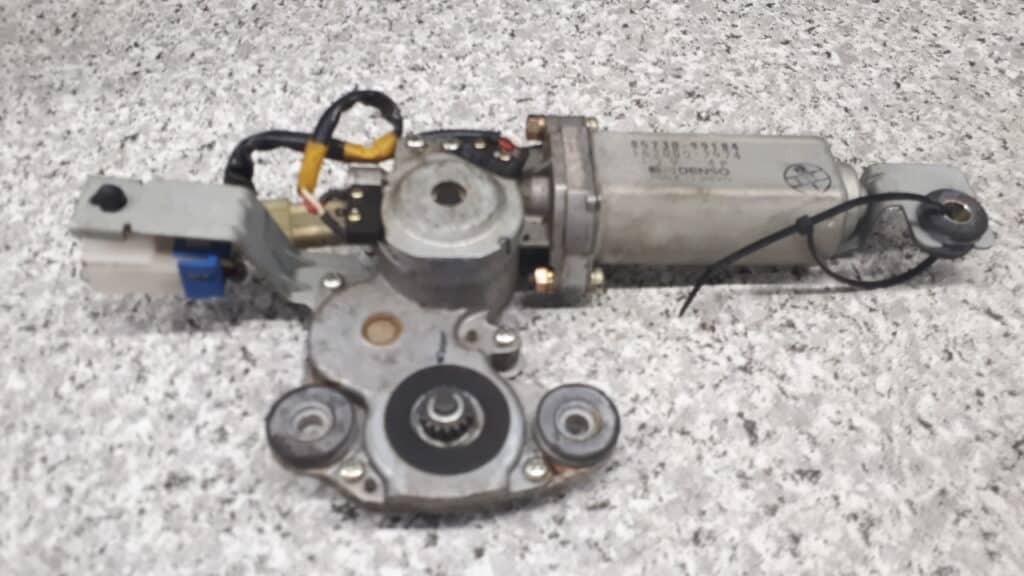 85730-99184 Silniczek szyberdachu Mitsubishi Galant V