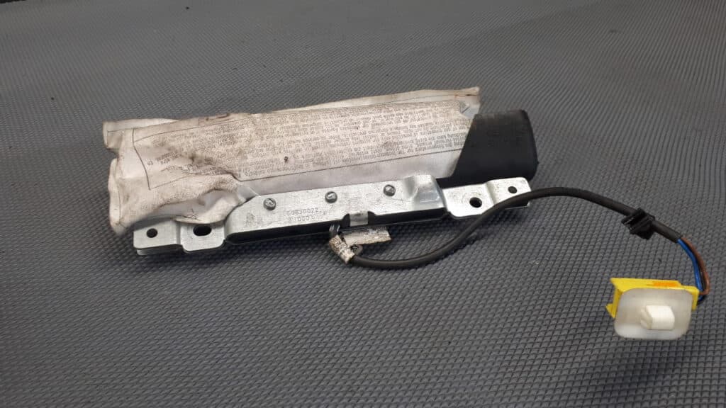8K0971553A airbag kanapy lewy audi a4 b8