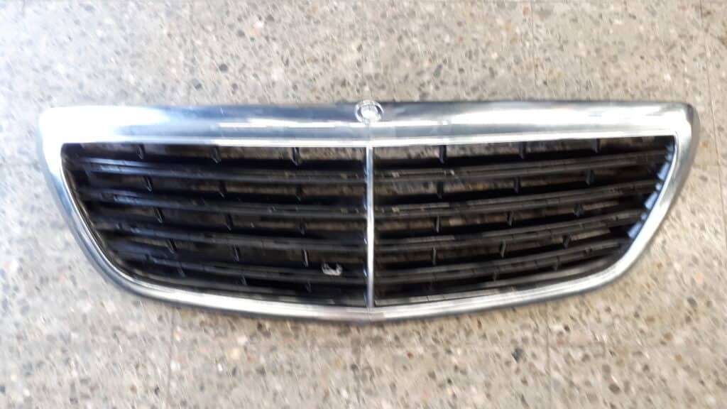 A2228800005 Atrapa grill MERCEDES AMG C-CLAS W222