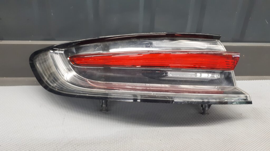 95B945091l Lampa lewa Porsche macan 95b lift
