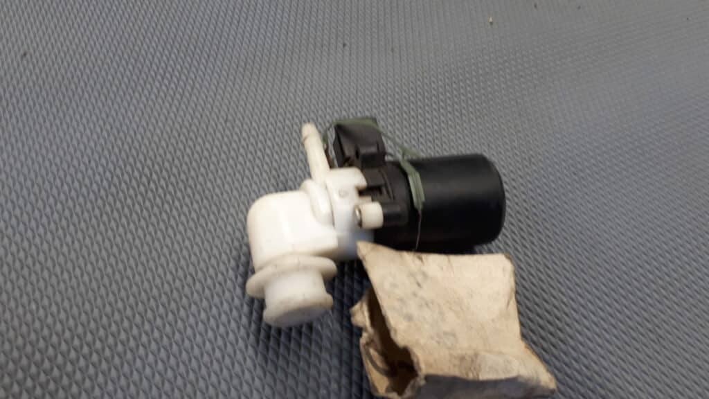 Pompka spryskiwaczy seat malaga 90r