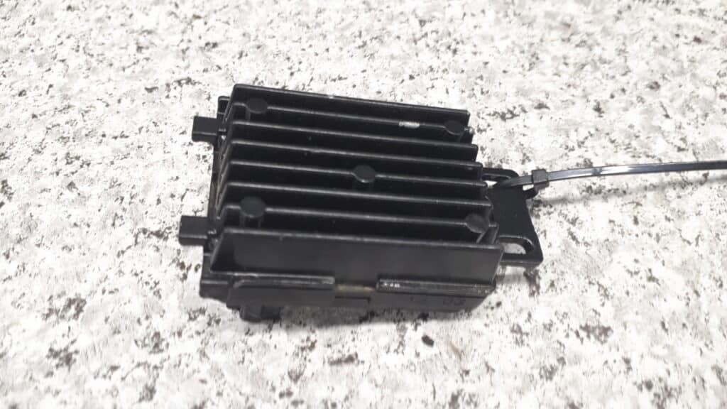 908000311 rezystor nawiewu prawy przod peugeot 807