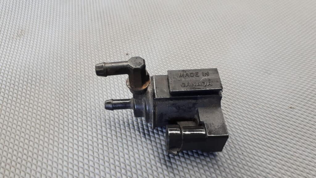 25530972 Elektrozawor podcisnienia kia sephia