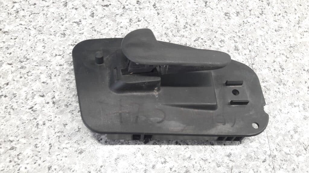 24423525 klamka drzwi wewnetrzna lewy tyl opel corsa C