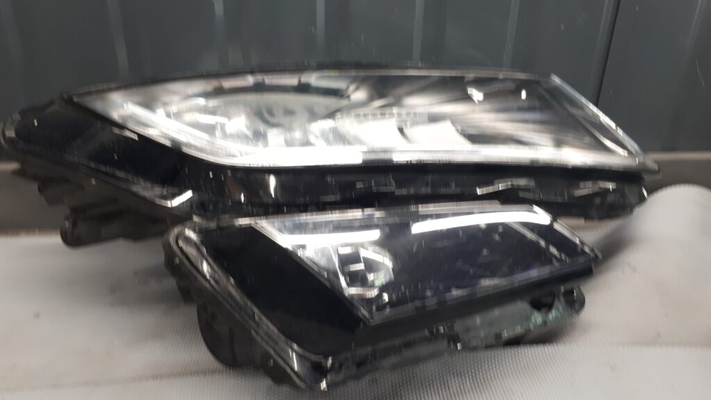 566941016H Lampa prawa przód skoda kodiaq LED
