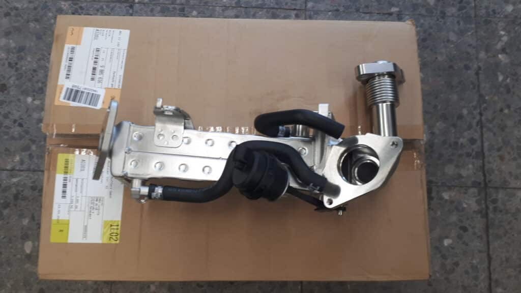 9885616 Chłodnica spalin EGR 2.0d BMW F39 F45 F46 F54 F55 F56