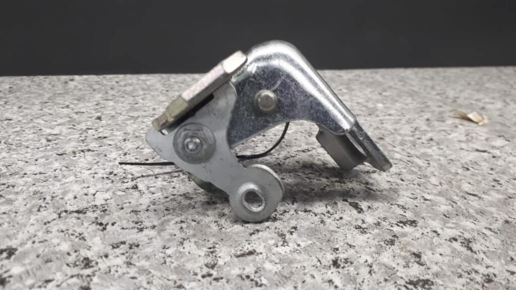 804010016rg zawias klapy bagażnika renault megane II coupe
