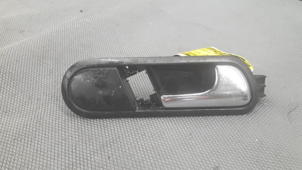 6L1837114C Klamka wewnetrzna prawa SEAT IBIZA 04R