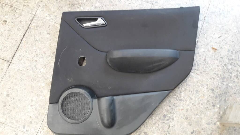 1697300274 boczek drzwi prawy tyl mercedes w169 2.0cdi