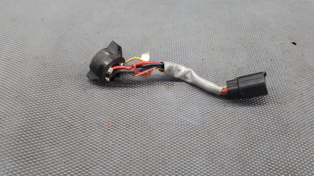 89FB11572AB kostka stacyjki ford  FIESTA MK5 99r