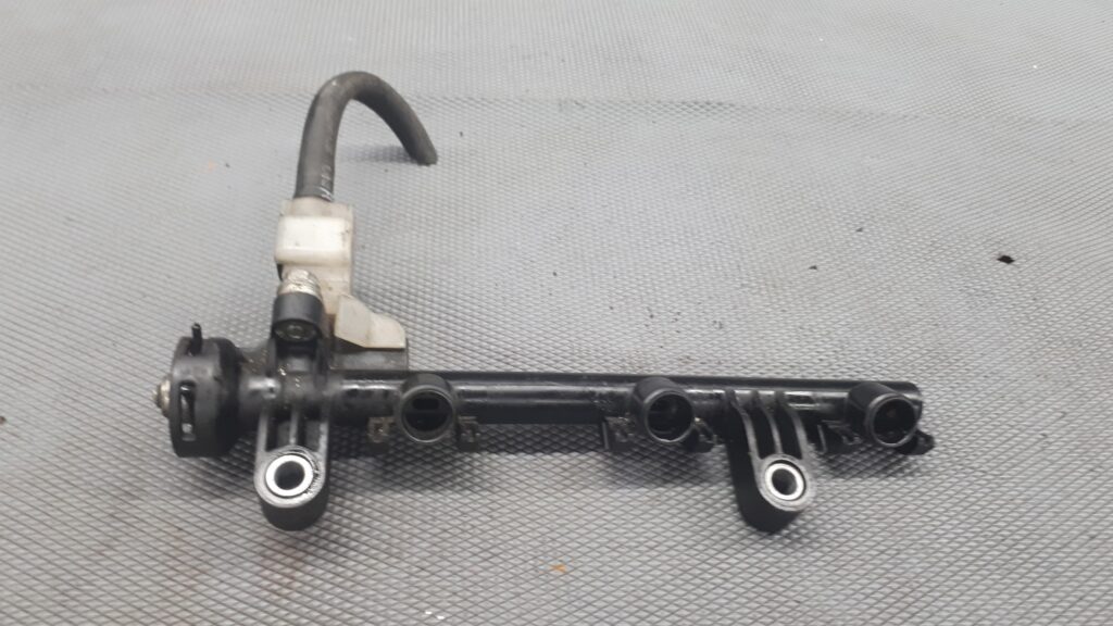 23814-00010-A listwa wtryskowa toyota  aygo 1.0
