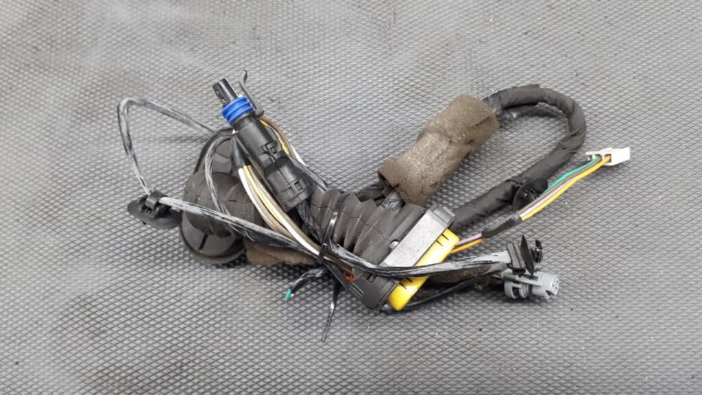 wiazka drzwi prawy tyl renault espace