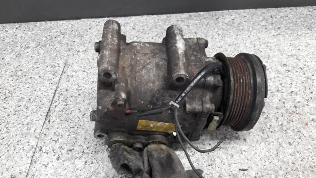 YS4H-19D629-AA kompresor klymatyzacji ford focus mk1