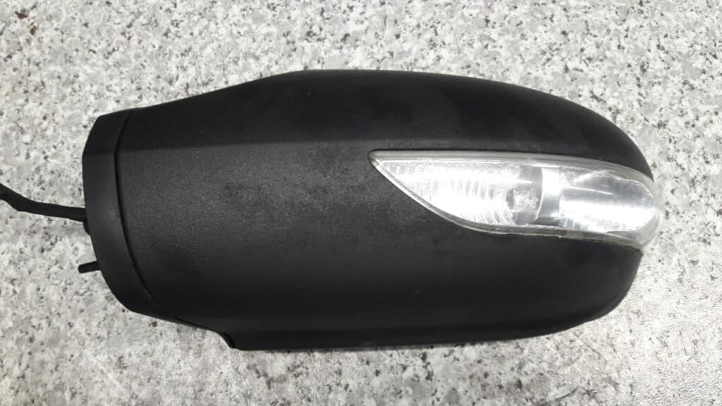 a3140417 lusterko lewe mercedes w169 2.0cdi 7pin
