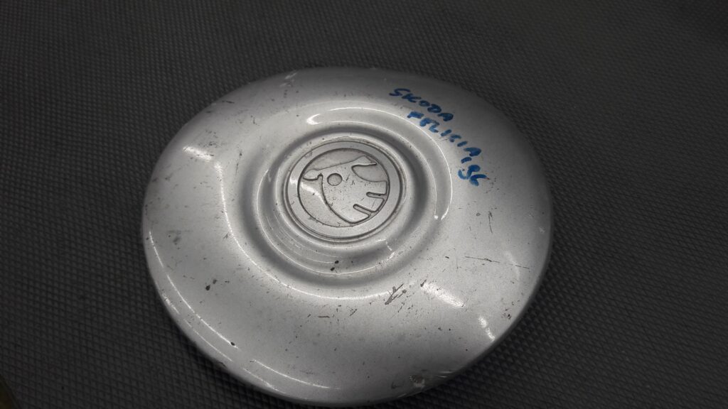441023032146 dekiel dekielek kola skoda fielicia 9