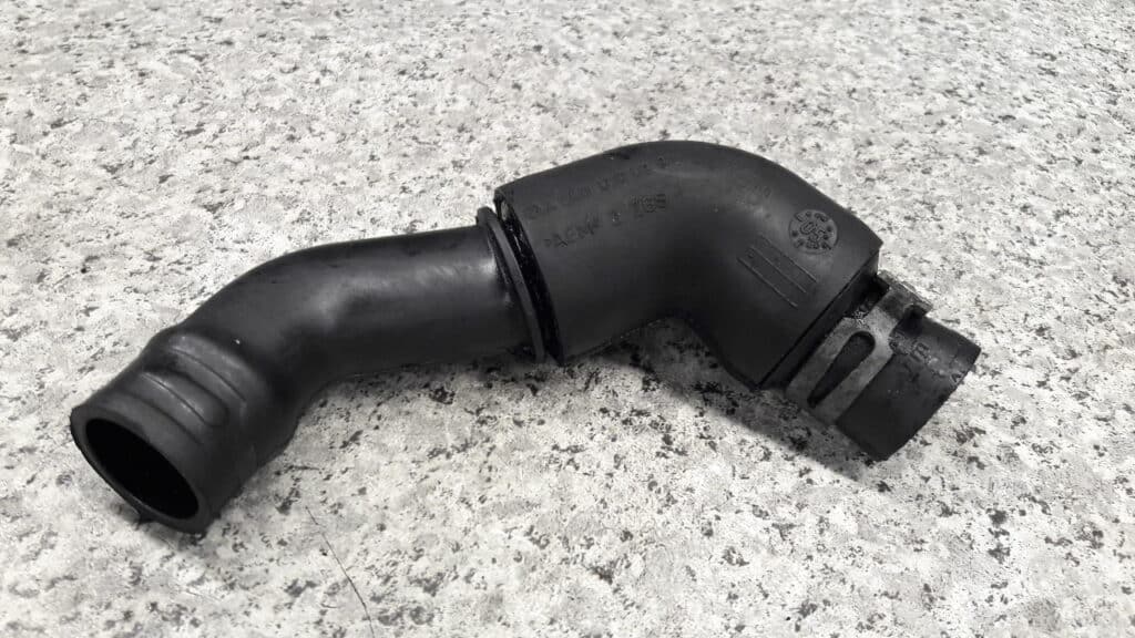 a6400100982 rura powietrza mercedes w169 2.0cdi