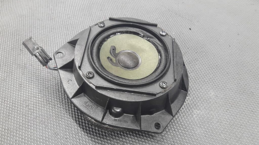 90493874 glosnik drzwi OPEL OMEGA C