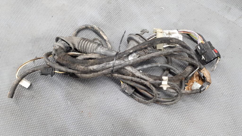 9643109980 wiazka klapy tyl peugeot 307 hb