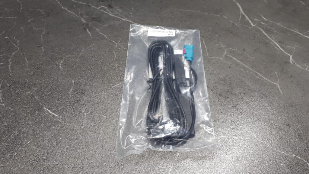 2J520-300 antena GSM