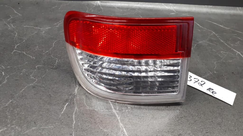 AV7915500AC lampa cofania mazda bt 50 11r