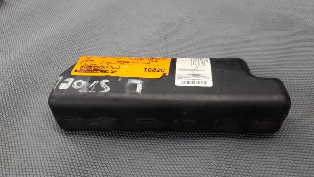 98bbc611d10ae airbag fotela prawy ford cougar