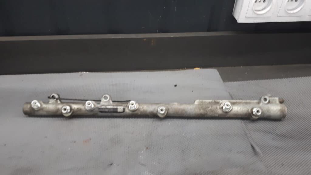 7788679 Listwa Wtryskowa Bmw E60 E61 530d