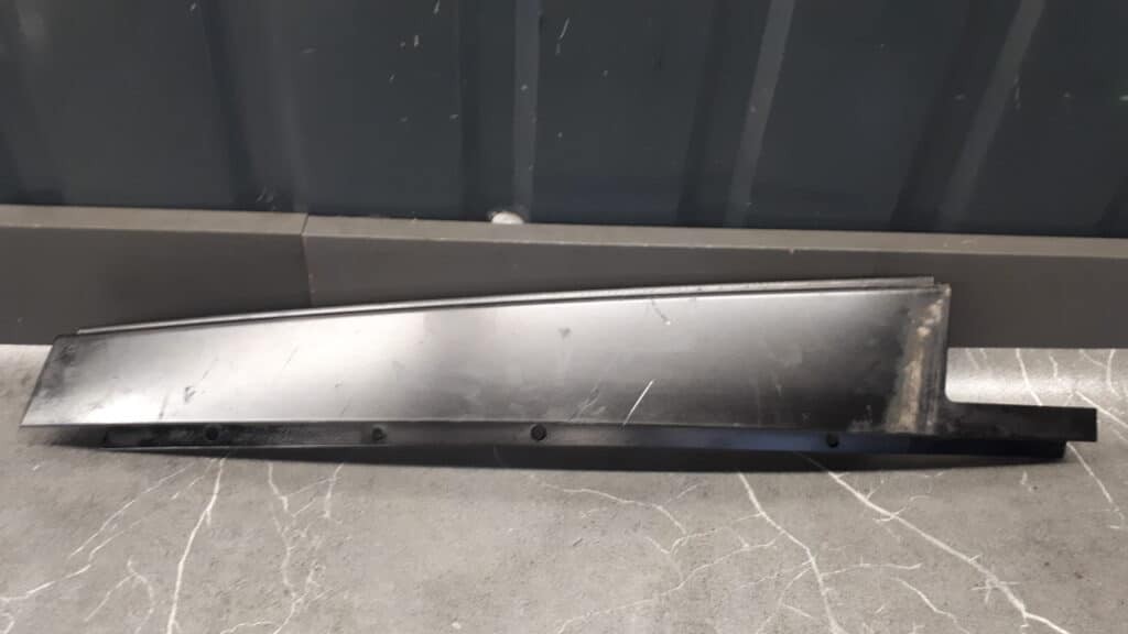Listwa drzwi prawy tył BMW E46 KOMBI