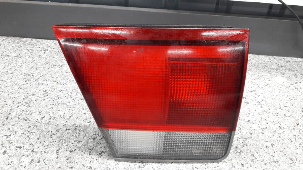 043-1397 lampa lewa prawy tyl mazda 626