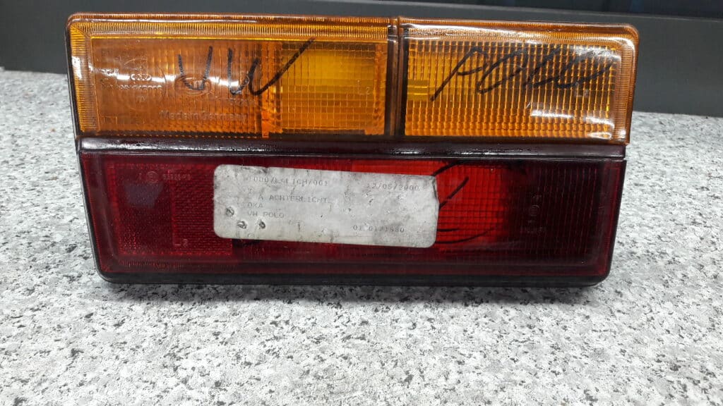 lampa lewy tyl vw polo 1980r