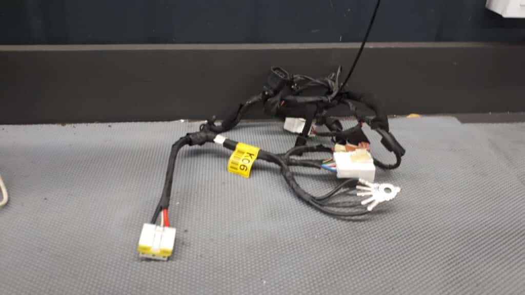 916802e061 Instalacja Klapy Bagaznika Hyundai Tucson 07r