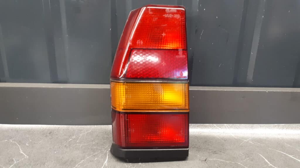 Lampa lewy tył WV Polo 86r