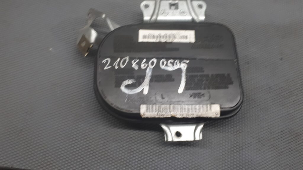 2108600505 sensor drzwi  lewy przod mercedes W210
