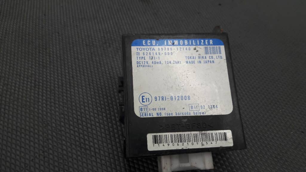 89780-12140 modul ecu toyota corou a F12