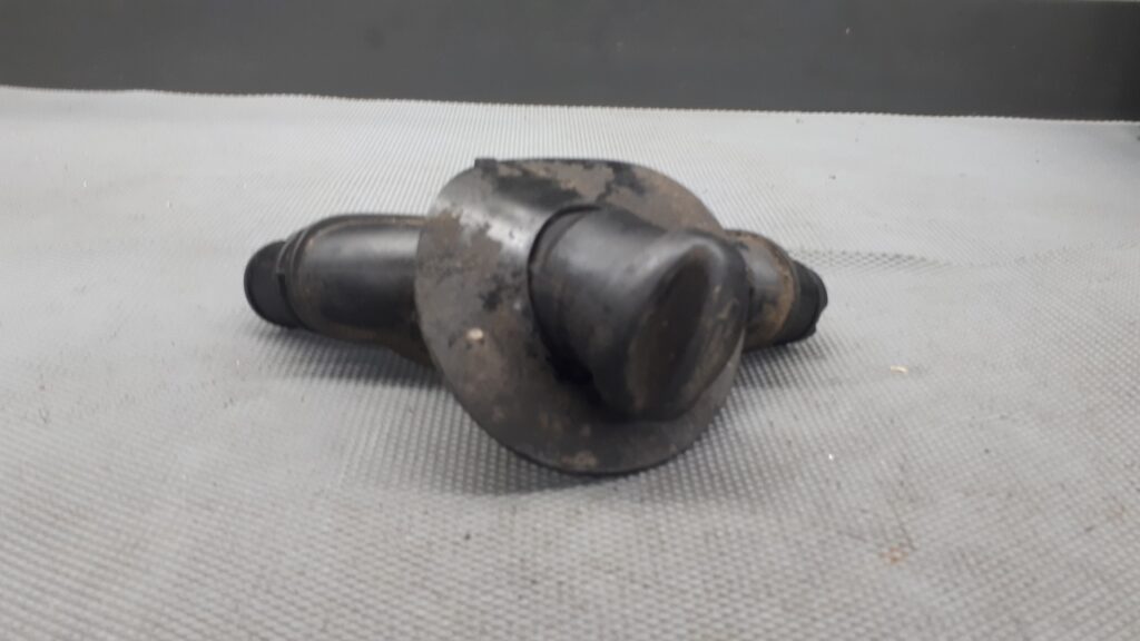 9638323780 wlew oleju peugeot 307 2.0 HDI