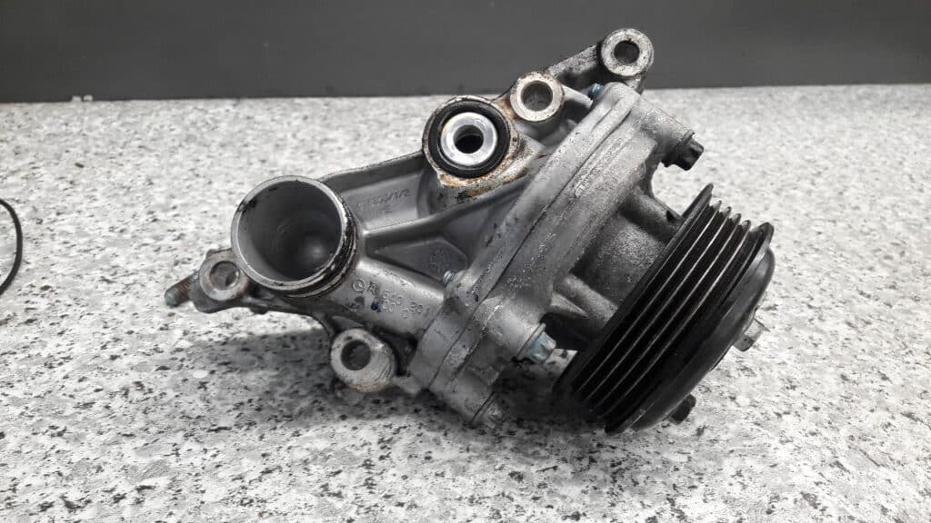 a6402010001 pompa wody w169 2.0 cdi