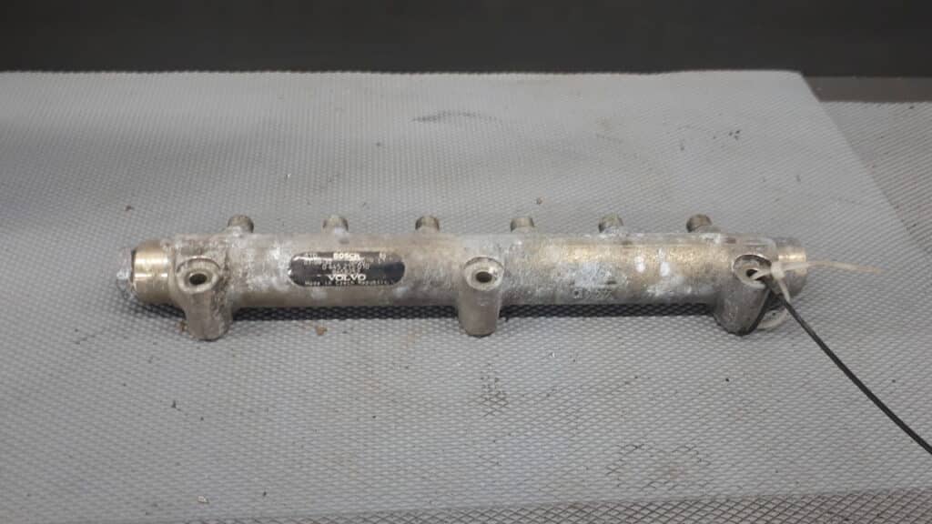 0445215010 Listwa Wtryskowa Volvo S60 I 2.4d