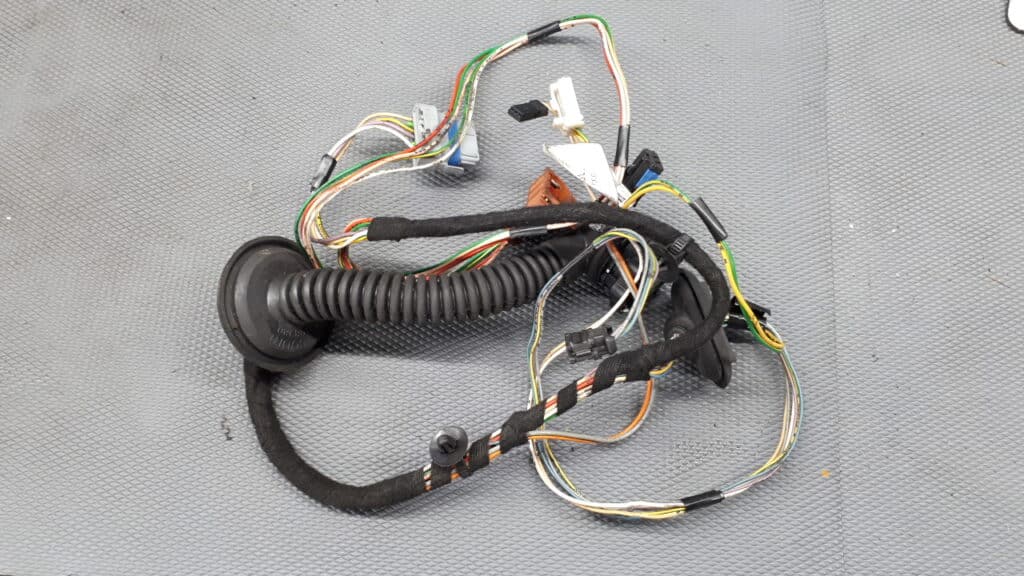 9645816980 instalacja drzwi prawy tyl peugeot 607