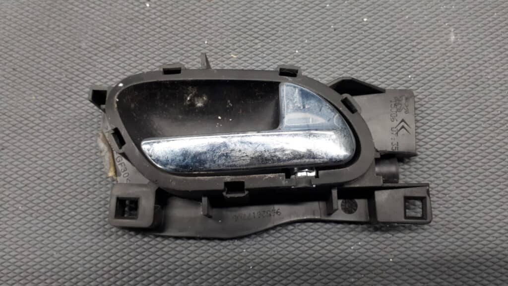 96526177UD klamka drzwi prawy tyl peugeot 407