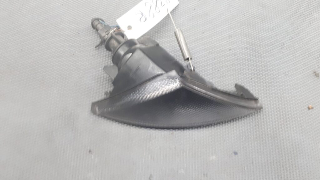 37140748 kierunkowskaz prawy przod lancia YPSILON