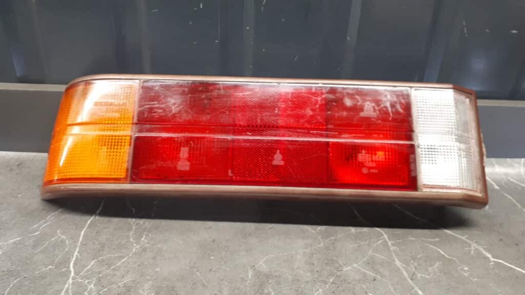 Lampa lewa Opel Rekord E Carello 81r