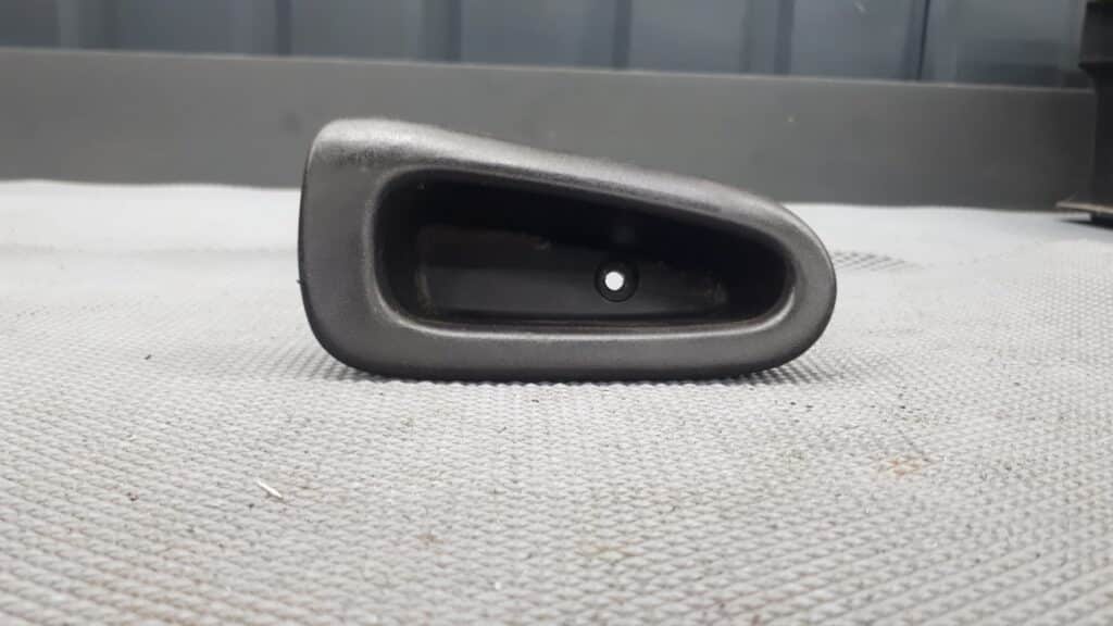 9631696777 uchwyt drzwi prawy przod PEUGEOT 807