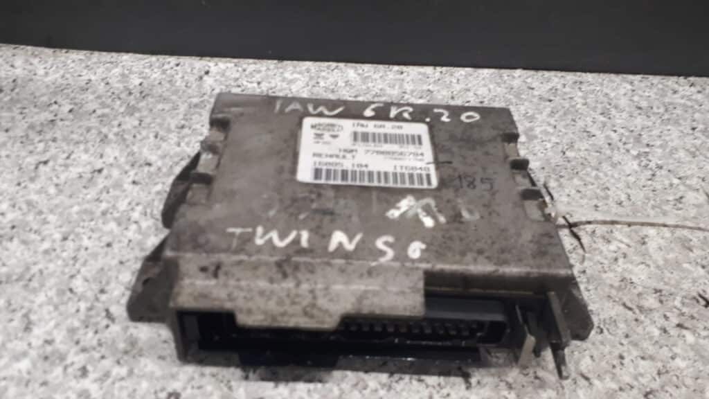 7700856784 komputer sterownik Renault Twingo 1.2