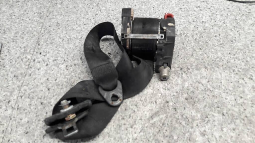 33003480 pas bezpieczenstwa lewy przod smart fortwo