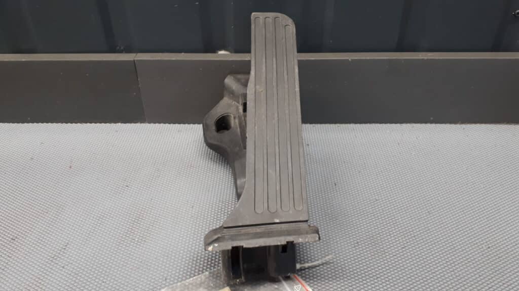 1K1721503M pedal gazu vw seat skoda