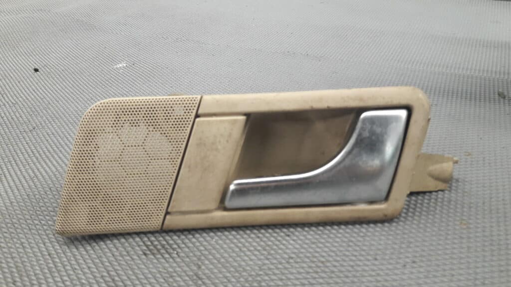 8Z0839020C  klamka drzwi prawy tyl AUDI A2
