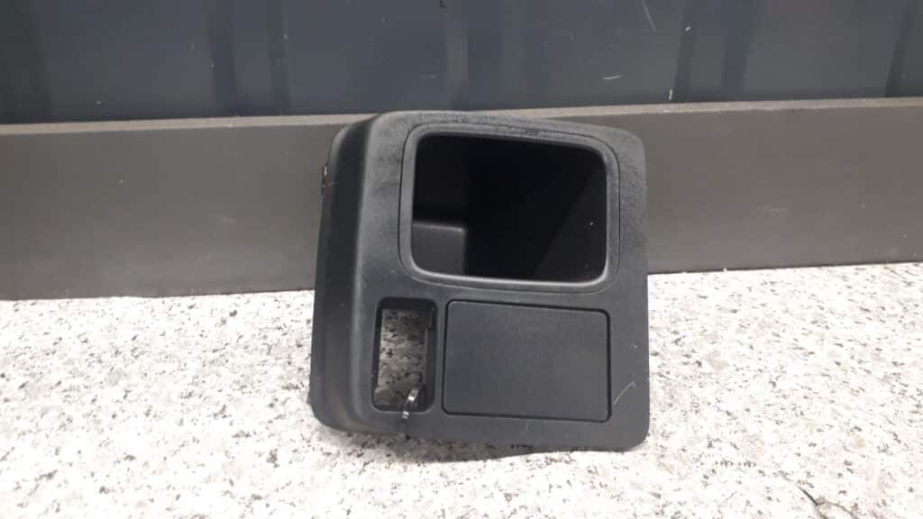 84656-b2130 schowek konsoli daihatsu cuore 03-07r
