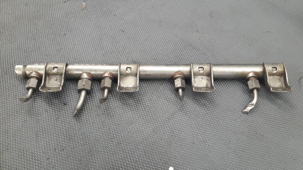 13537547600-06 listwa wtryskowa bmw e70 x5