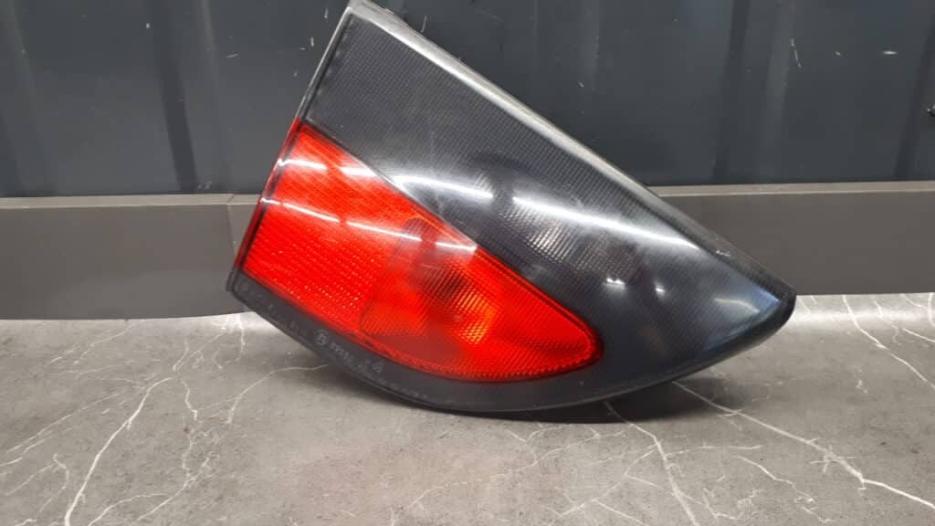 7700838532 lampa lewy tył Renault Megane I sedan