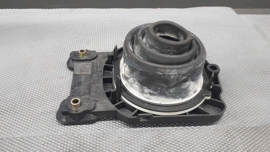 a2032671688 Osłona dźwigni zmiany biegów Mercedes W203