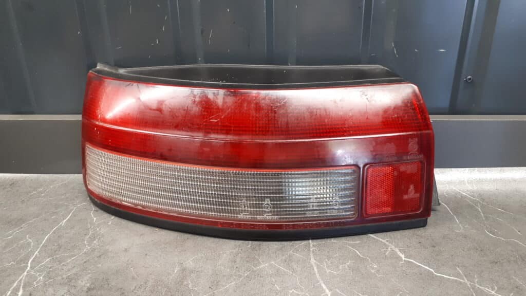 043-1305L Lampa lewa mazda 3223 IV stanley 90r